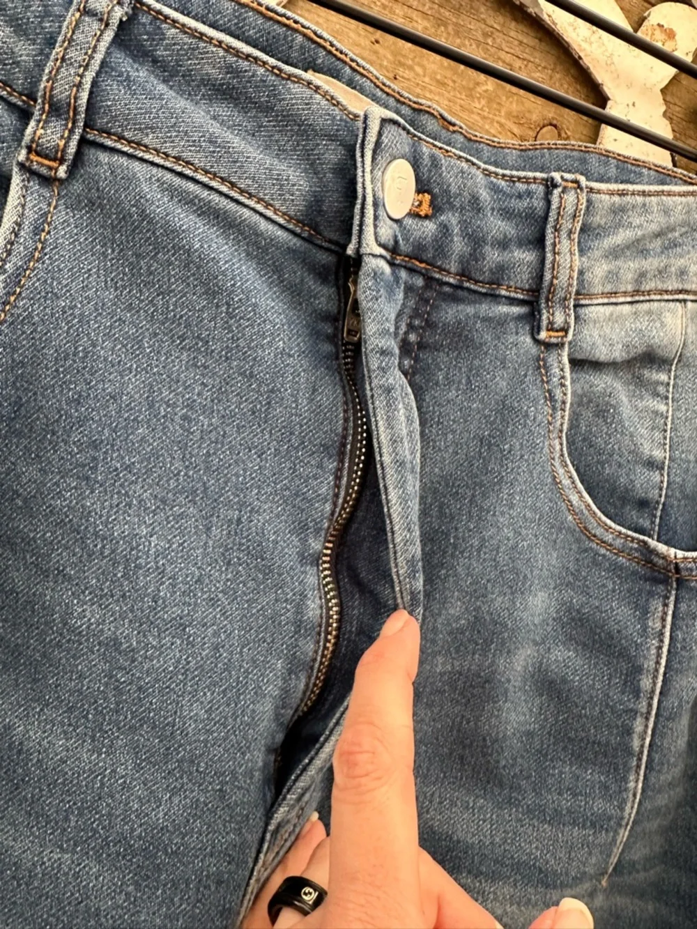 Anthropologie Pilcro Wide leg cropped barrel denim jeans size 32 - Picture 2 of 10